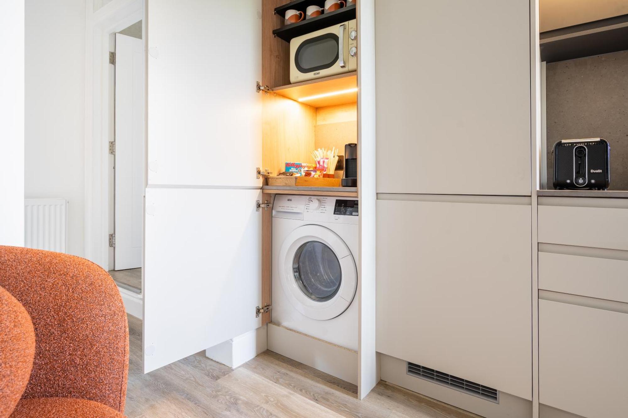 Newly Designed, 2Br Apt, 5Min From Northwood London Tube Station, Nato Hq, Ideal For Wembley, Warner Studio, Contractors Exterior foto